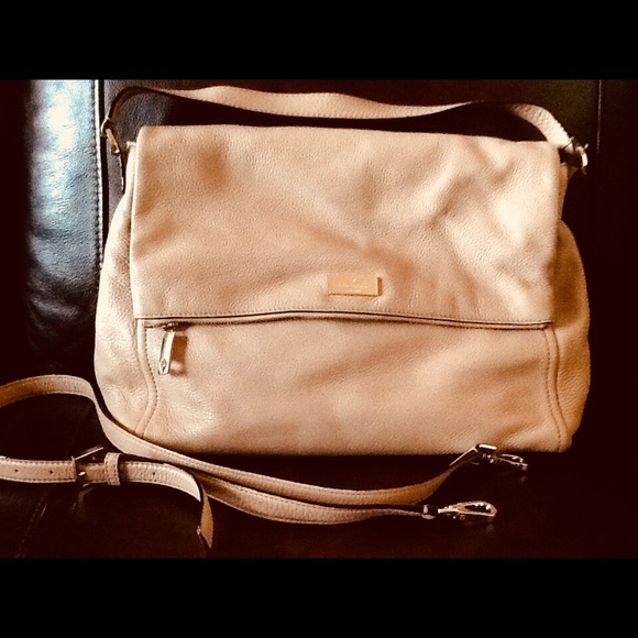 🎉Make reasonable offer! Kate Spade  purse - Picture 2 of 8